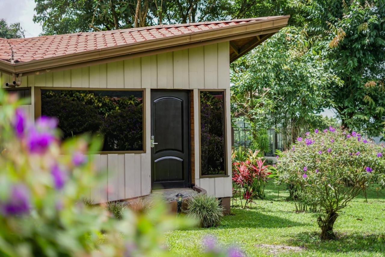 Montana De Fuego Mountain Resort & Spa La Fortuna Стая снимка