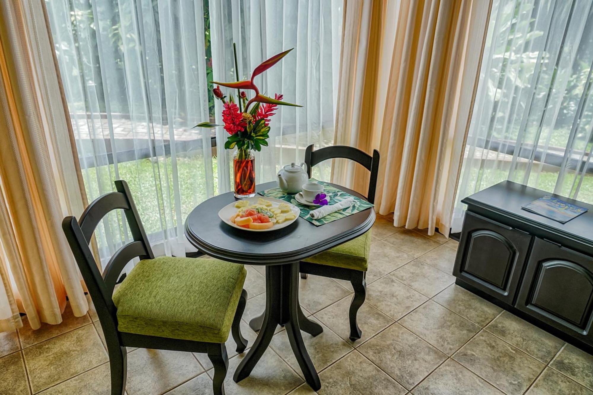 Montana De Fuego Mountain Resort & Spa La Fortuna Стая снимка