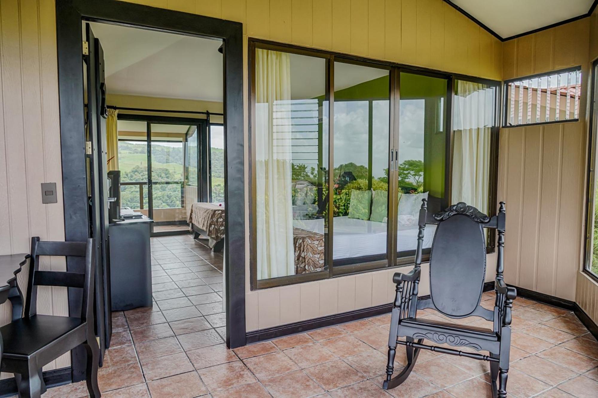 Montana De Fuego Mountain Resort & Spa La Fortuna Стая снимка