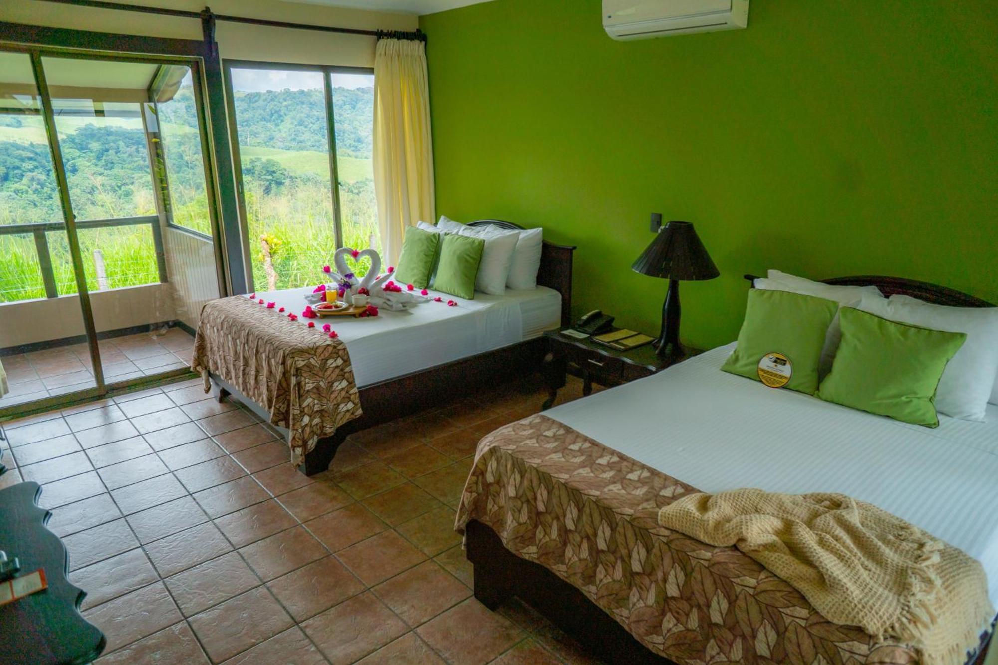 Montana De Fuego Mountain Resort & Spa La Fortuna Стая снимка