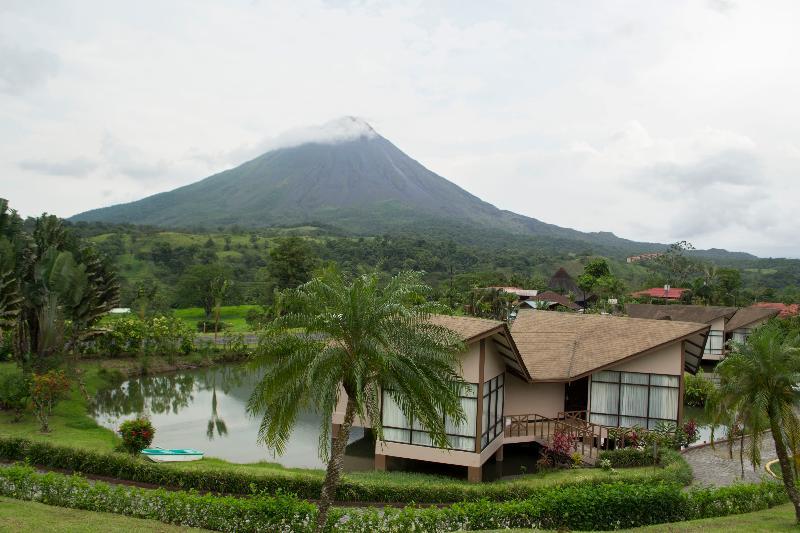 Montana De Fuego All Inclusive Hotel La Fortuna Екстериор снимка